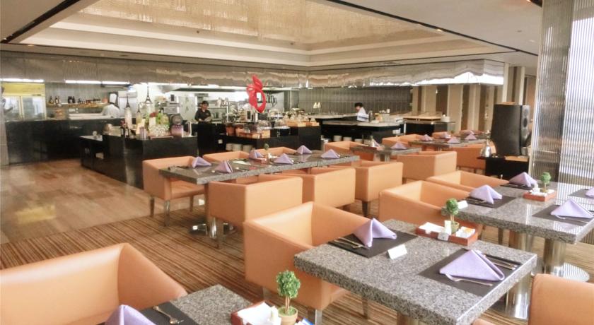 Imagen del bar/restaurante del Hotel Better Hotel. Foto 3