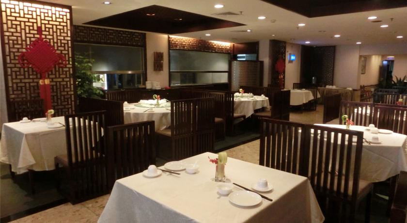 Imagen del bar/restaurante del Hotel Better Hotel. Foto 4