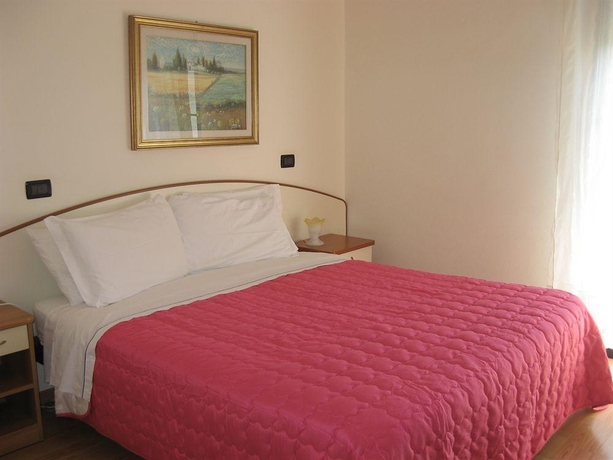 Imagen general del Hotel Betty. Foto 8