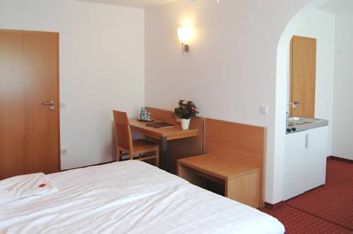Imagen de la habitación del Hotel Beuss. Foto 11