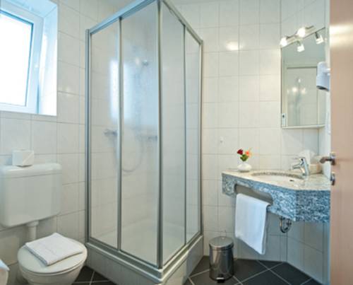 Imagen de la habitación del Hotel Beuss. Foto 14