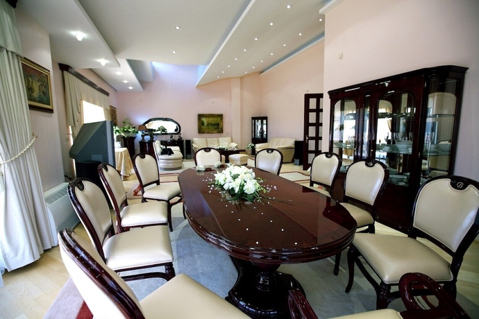 Imagen de la habitación del Hotel Bevanda. Foto 15