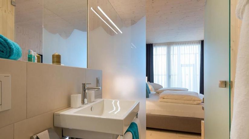 Imagen de la habitación del Hotel Bever Lodge. Foto 6