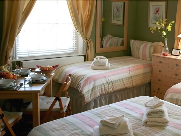 Imagen de la habitación del Hotel Beverley Guest House. Foto 5