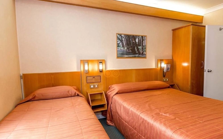 Imagen de la habitación del Hotel Beverley House. Foto 6