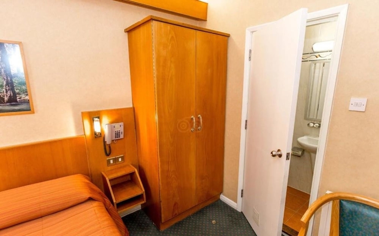 Imagen de la habitación del Hotel Beverley House. Foto 15