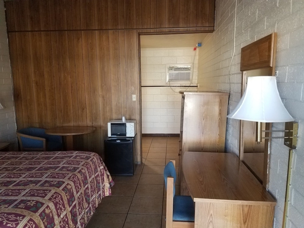 Imagen de la habitación del Hotel Beverly Crest Motor Inn. Foto 13