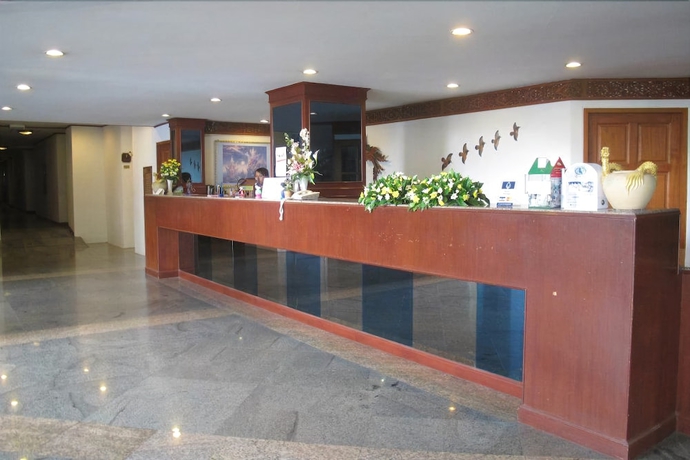 Imagen de los interiores del Hotel Beverly Hill Park. Foto 3
