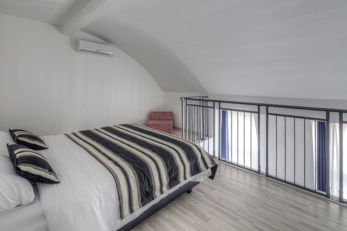 Imagen de la habitación del Hotel Beverly Hills. Foto 13