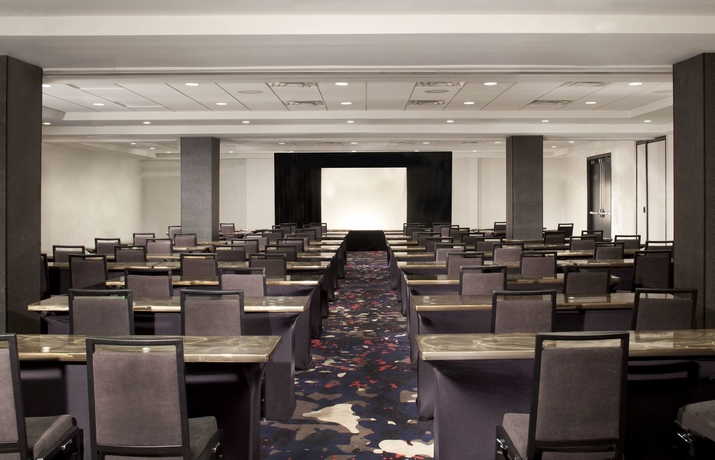 Imagen de los interiores del Hotel Beverly Hills Marriott. Foto 9