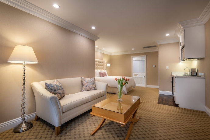 Imagen de la habitación del Hotel Beverly Hills Plaza and Spa. Foto 2