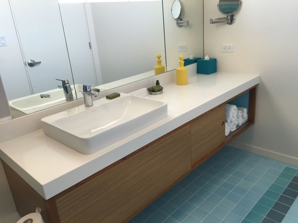 Imagen de la habitación del Hotel Beverly Laurel. Foto 3