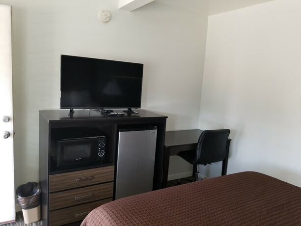 Imagen de la habitación del Hotel Beverly Lodge. Foto 15