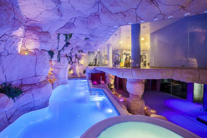 Imagen de los interiores del Hotel Beverly Park. Foto 20