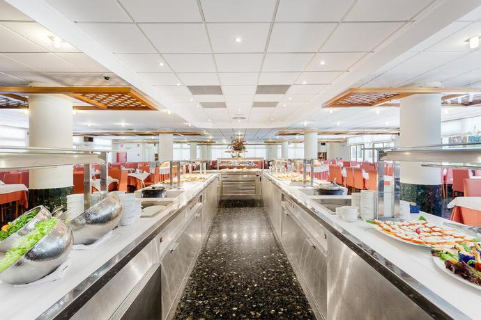 Imagen del bar/restaurante del Hotel Beverly Park. Foto 4