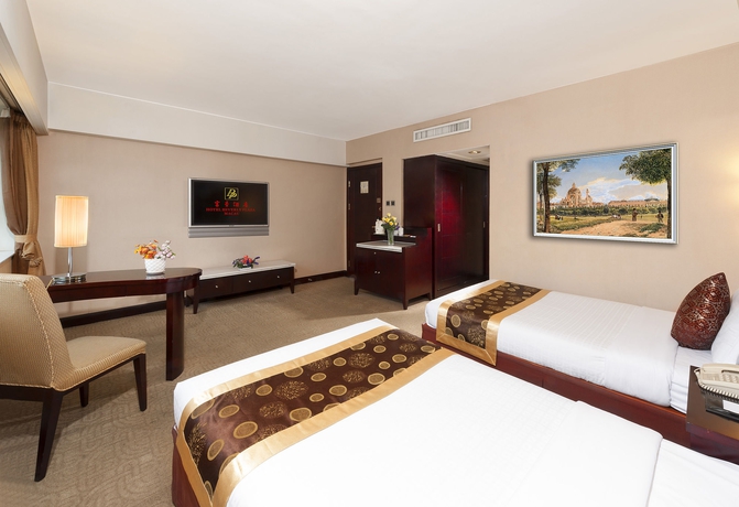Imagen de la habitación del Hotel Beverly Plaza. Foto 2