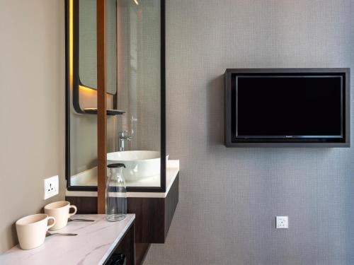 Imagen de la habitación del Hotel Beverlys Elements. Foto 8