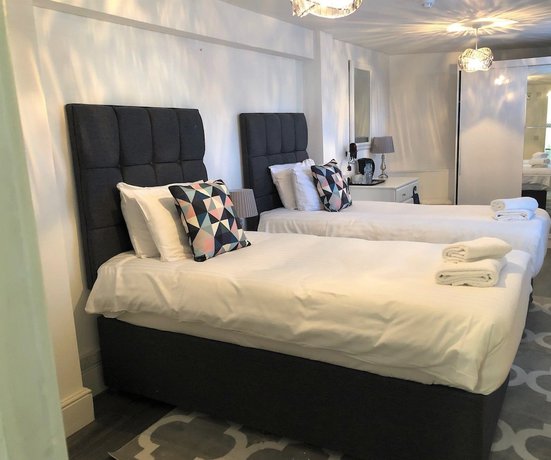 Imagen de la habitación del Hotel Bexley Village. Foto 2