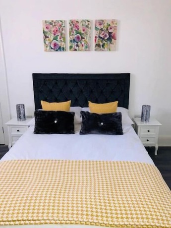 Imagen de la habitación del Hotel Bexley Village. Foto 4
