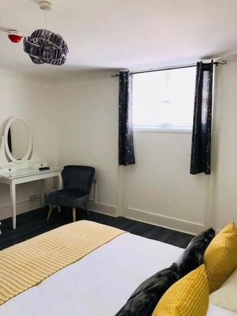 Imagen de la habitación del Hotel Bexley Village. Foto 9