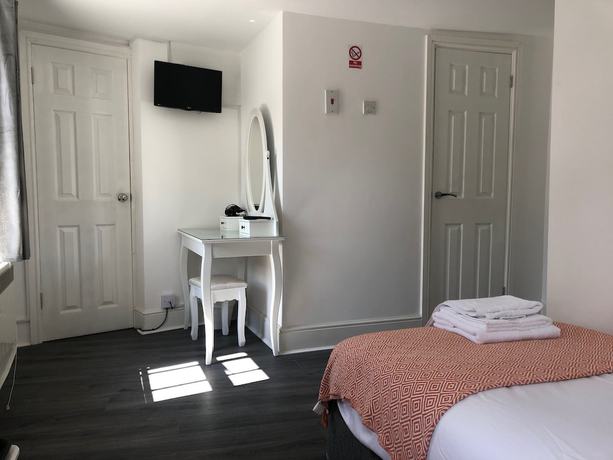 Imagen de la habitación del Hotel Bexley Village. Foto 17