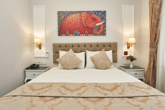 Imagen de la habitación del Hotel Beyazit Palace. Foto 3