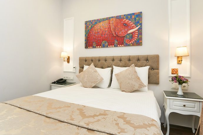 Imagen de la habitación del Hotel Beyazit Palace. Foto 4