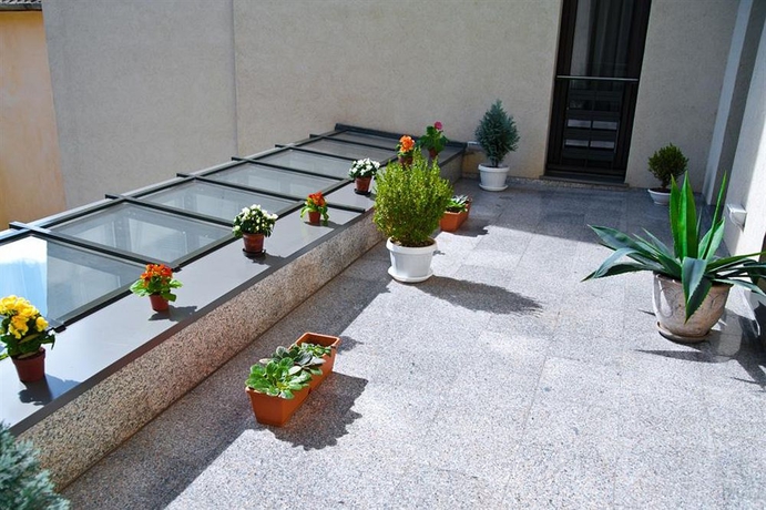 Imagen de los exteriores del Hotel Beyfin. Foto 8