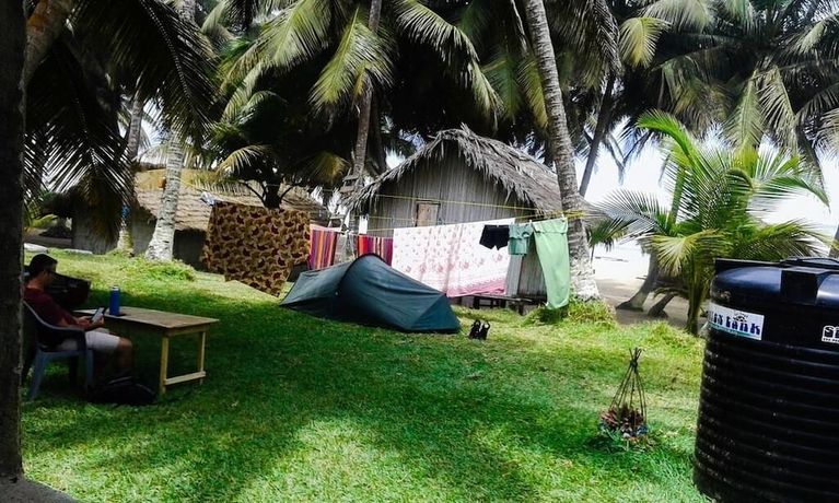 Imagen de los exteriores del Hotel Beyin Eco Beach Camp. Foto 17