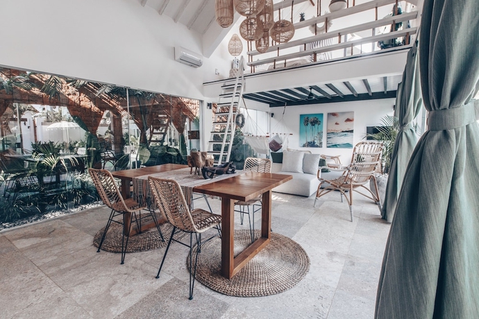 Imagen de la habitación del Hotel Beyond Bungalows. Foto 4