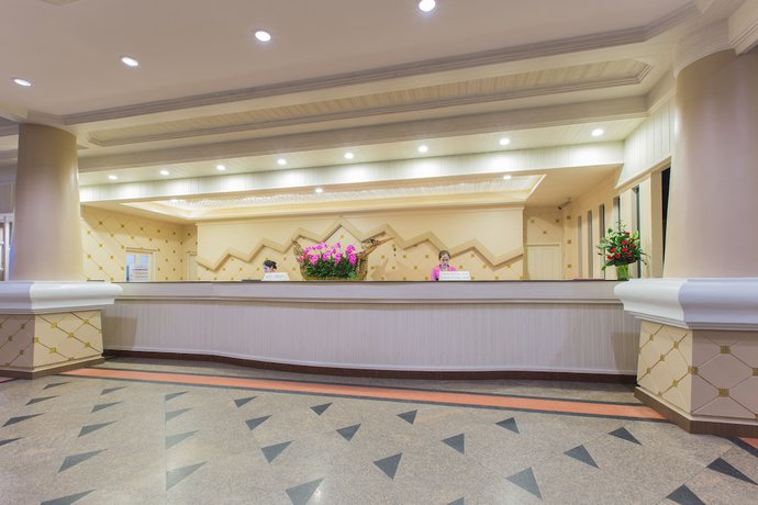 Imagen de los interiores del Hotel Beyond Kata. Foto 8