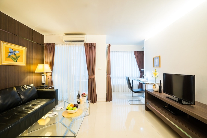 Imagen de la habitación del Hotel Beyond Suite. Foto 8