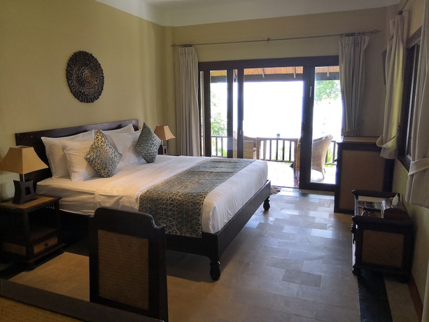 Imagen de la habitación del Hotel Beyond The Blue Horizon Villa Resort. Foto 7