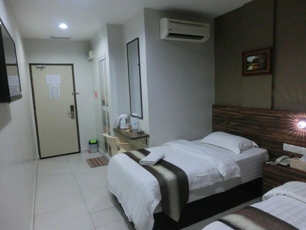 Imagen de la habitación del Hotel Bg Business. Foto 29