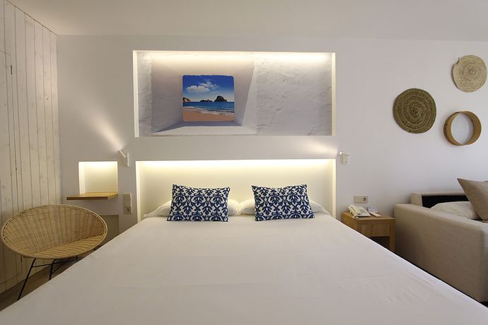 Imagen de la habitación del Hotel Bg Portinatx Beach Club. Foto 7