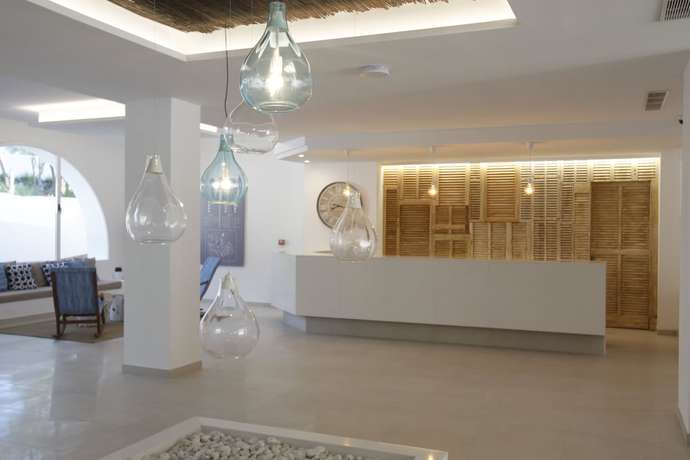Imagen de los interiores del Hotel Bg Portinatx Beach Club. Foto 16