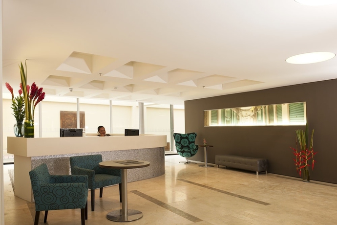 Imagen de los interiores del Hotel Bh Bicentenario. Foto 19