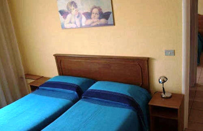 Imagen de la habitación del Hotel Bh Colombo. Foto 8