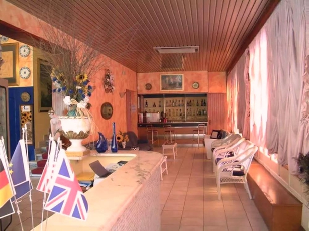 Imagen del bar/restaurante del Hotel Bh Colombo. Foto 4