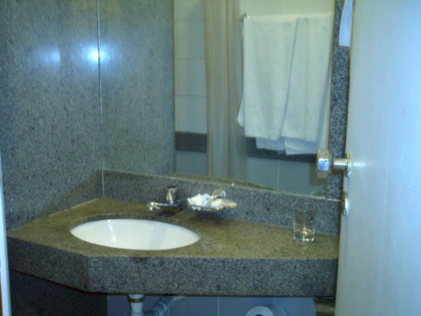 Imagen de la habitación del Hotel Bh Palace. Foto 6