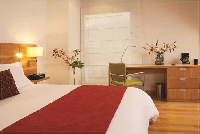 Imagen de la habitación del Hotel Bh Parque 93. Foto 7