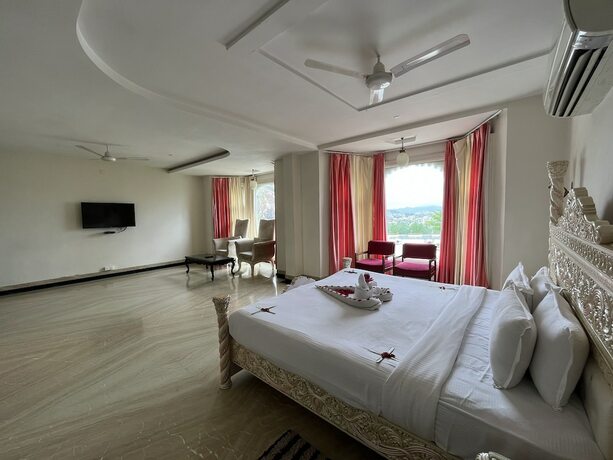 Imagen general del Hotel Bhairavgarh Palace. Foto 4