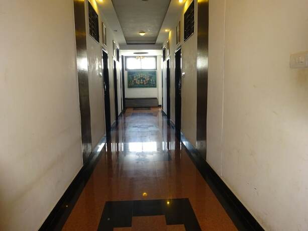 Imagen general del Hotel Bhakti Palace. Foto 1