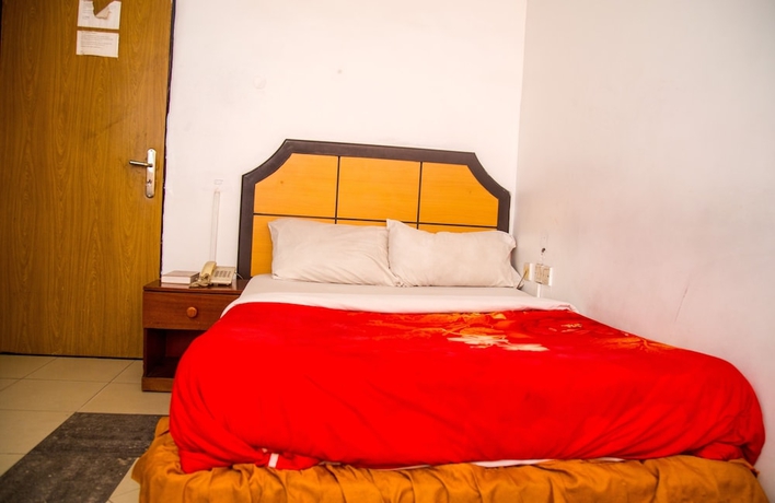 Imagen de la habitación del Hotel Bhanek Inn. Foto 8