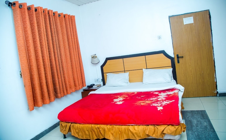 Imagen de la habitación del Hotel Bhanek Inn. Foto 10