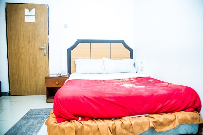 Imagen de la habitación del Hotel Bhanek Inn. Foto 12