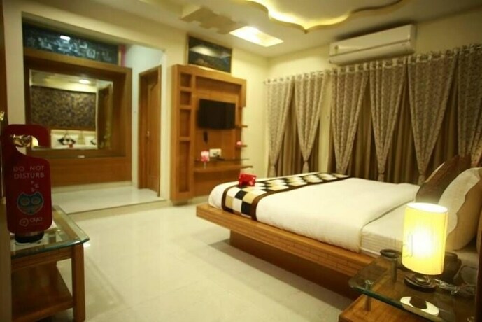 Imagen de la habitación del Hotel Bharat Palace, Bikaner. Foto 20