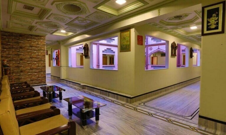 Imagen de los interiores del Hotel Bharat Palace, Bikaner. Foto 26