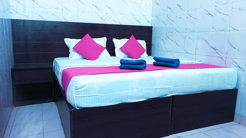 Imagen de la habitación del Hotel Bharat Palace, JAIPUR. Foto 8