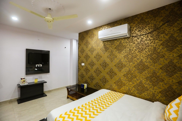 Imagen de la habitación del Hotel Bharat Regency. Foto 5
